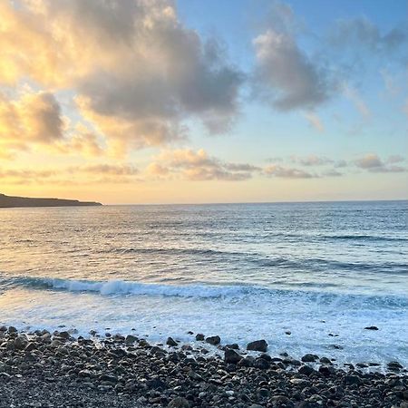Appartamento Cá Xuxù Precioso ático en primera línea de mar Santa Maria de Guia de Gran Canaria Esterno foto